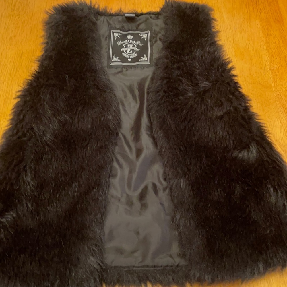 Zara Vest